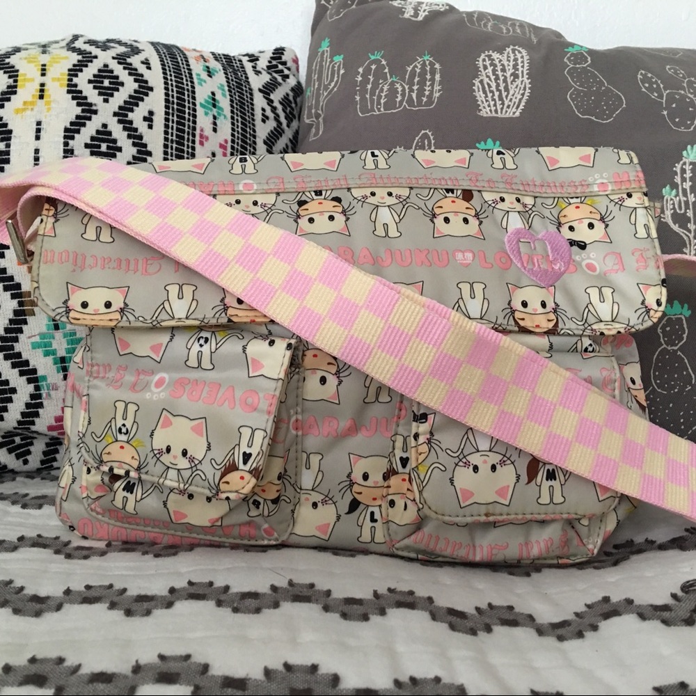 Harajuku Lovers Fan Messenger